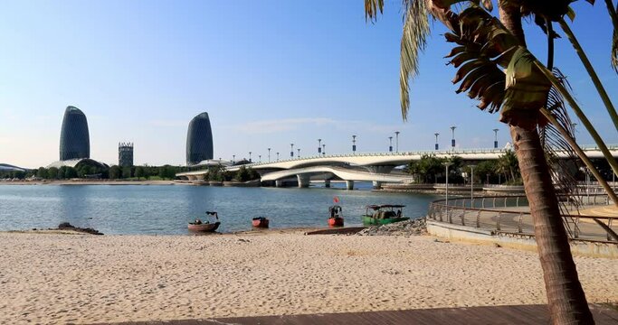 Haihua Island is an artificial island located in Danzhou City, Hainan Province. The island is composed of three independent offshore islands, and the plane shape is three flowers blooming in the sea, 