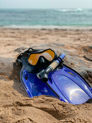 Mask and fins for snorkeling