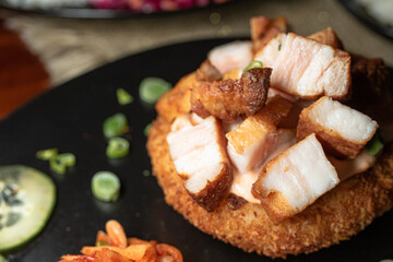 PLATILLO DE TIRAS DE TOCINO 