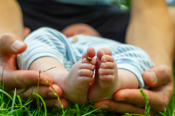 Kind, Natur, gehalten werden