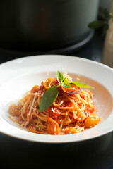 Pasta with roasted tomatoes and cheese