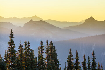 Fototapeta premium Mountains on sunset