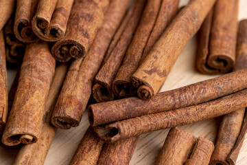 Whole dried cinnamon for baking