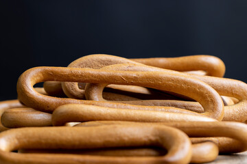 Wheat dried crispy long bagels