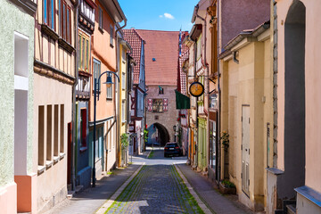 Narrow street in the idylic Mühlhausen, Germany