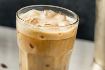 Cold Shake Oatmilk Latte