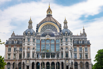 Fototapeta na wymiar Facade of Antwerpen-Centraal railway station, is the main railway station in Antwerp, Belgium. It is considered one of the most beautiful with a spectacular building from 1900