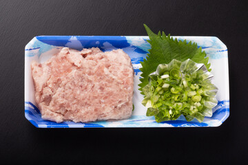 ネギトロ　(マグロのたたき)