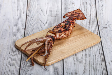 Dietary grilled squid in the plate