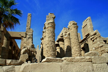 Obraz premium Luxor, Egypt - 11.24.2012. Karnak temple, ruins of the column