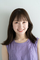 Fototapeta premium 爽やかなワンピースの女性