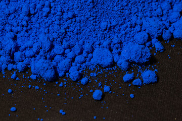 Ultramarine Blue pigment - obrazy, fototapety, plakaty
