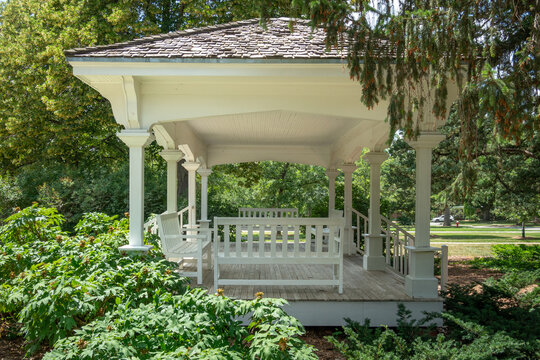 Perin Porch At The University Of Nebraska Lincoln