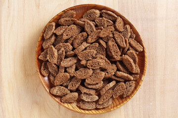 Salted rye bread crackers