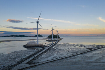 Wind turbine built on the sea