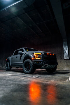 Seattle, WA, USA
July 20, 2023
Ford Raptor parked