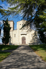 Fototapeta na wymiar Sentiero dei 18 ponticelli, provincia di Modena, Emilia Romagna