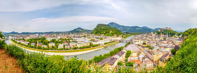 Fototapeta na wymiar Blick auf Salzburg, Österreich 