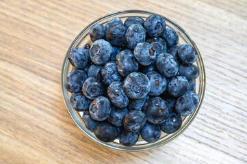 Top view of blueberry in a glass bowl