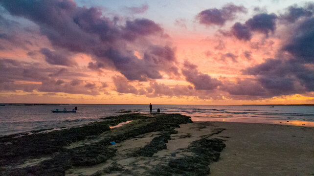 Pôr-do-sol em Pontal de Coruripe, Alagoas - Brasil.