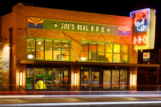 Barbecue Restaurant in Downtown Gilbert Arizona