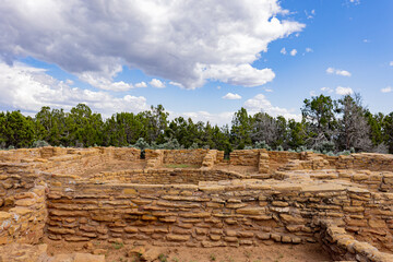 Fototapeta na wymiar Sunny view of the historical Coyote Village in Mesa Verde National Park