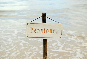 pension, retirement, pensioner, pensioner, pension, senior, pensioner, pensioner, old-age pension, Poverty, poverty in old age, existence, small pension, minimum pension, Politics, old people, old-age