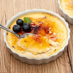 Vanilla Creme Brulee, classic french custard pudding