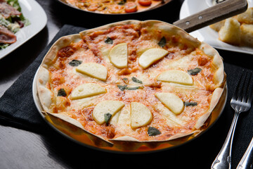 italian food pizza 