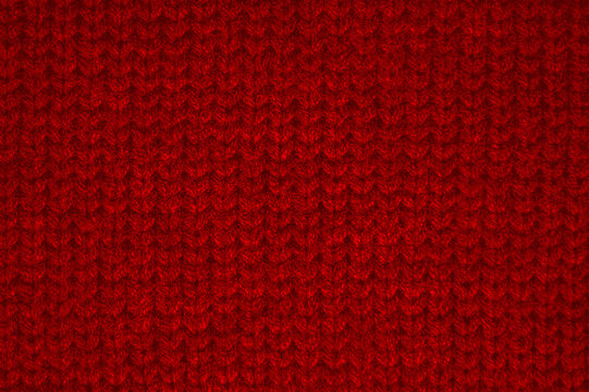 Organic knitted texture with macro weave threads.