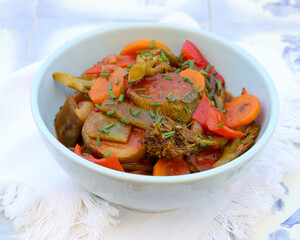 Vegetable stew in tomato sauce
