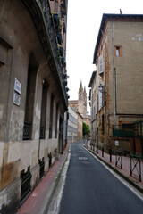 Fototapeta premium Tolouse, viaje a esta ciudad del sur de Francia, de gran importancia y que se caracteriza por el color rojizo de muchas de sus fachadas.