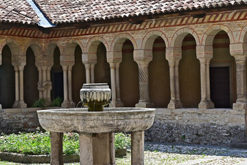 Follina, il chiostro dell'Abbazia cistercense di Santa Maria - Treviso