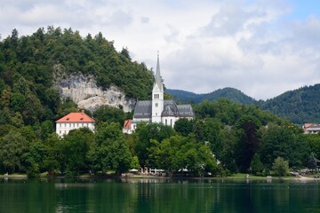 Iglesia junto al lago Bled, Eslovenia