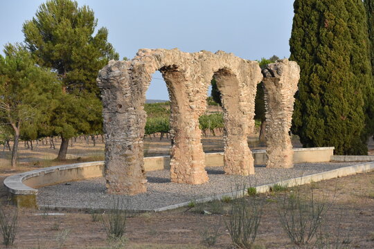 Acueducto romano en Sant Jaume dels Domenys