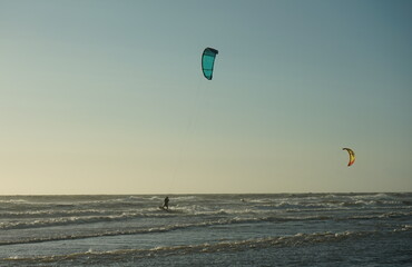Kite Surfer am Meer