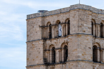 Fototapeta na wymiar View of the bell tower of the romanesque Cathedral of Zamora, Spain