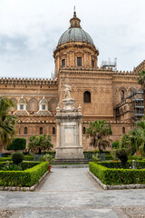 Fototapeta na wymiar Palermo Cathedral is the cathedral church of the Roman Catholic Archdiocese of Palermo, located in Palermo, Sicily, Italy. The church was erected in 1185 by Walter Ophamil.