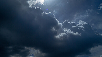 Obraz premium Cielo soleado de verano