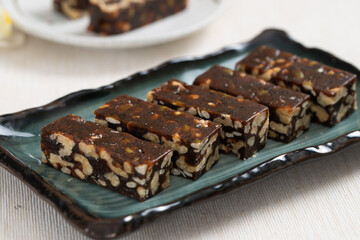 Walnut and dates candy