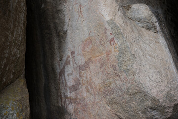 Obraz premium African bushmen petroglyph millennia old, rare giraffe painting, Zimbabwe, Africa