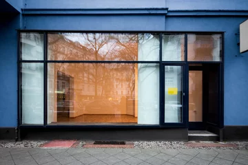 empty storefront or shop entrance - retail for rent © hanohiki