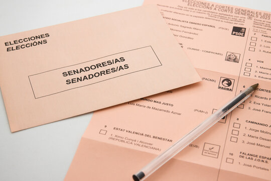 Sepia ballot with the vote to elect the senators in the general courts of Spain