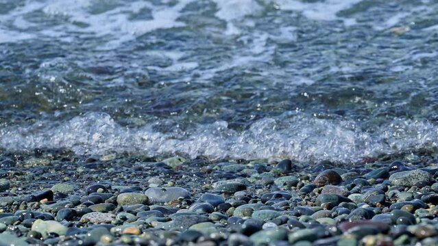 [Slow motion 120P]　湘南海岸の打ち寄せる波（夏）