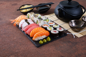 sushi cibo in stile Giapponese 