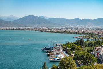 Fototapeta premium View from above of the marina in Fethiye, Türkiye on a sunny day