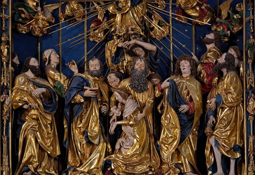 Detail des Marienaltars in Krak&oacute;w: Einschlafen Marias von Aposteln umgeben