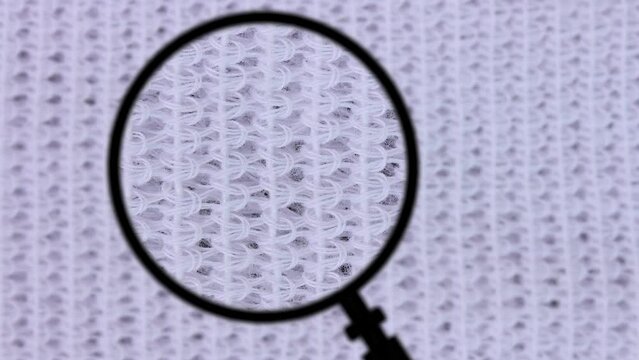 ネット包帯と拡大鏡　
