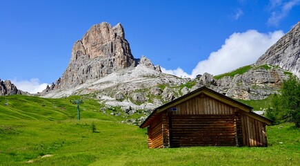 Fototapeta na wymiar Mountain hut in the Dolomites Italy
