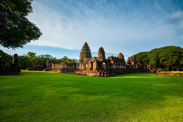 Fototapeta na wymiar Phimai Stone Castle Historical Park, Nakhon Ratchasima, Thailand